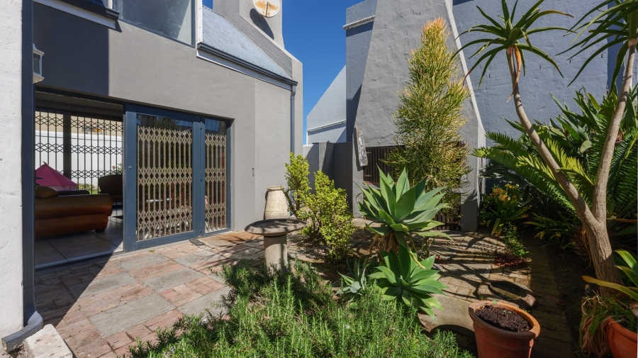 2 Bedroom Property for Sale in Bredasdorp Western Cape